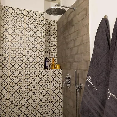 Apartament Napoesia Duomo House Neapol
