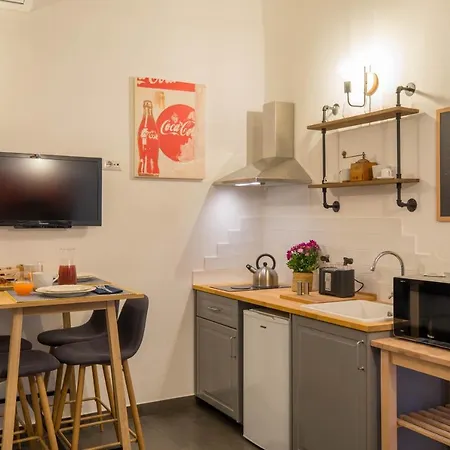 Apartament Napoesia Duomo House *